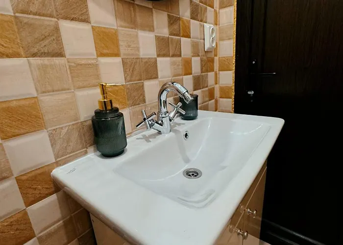 Abbey Rosetti Apartment *